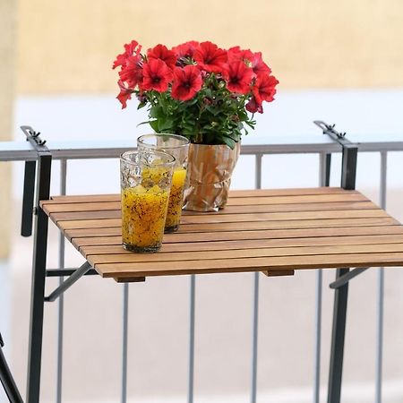 Sokos Residence, 3' Walk From Neos Kosmos Metro Athens Luaran gambar